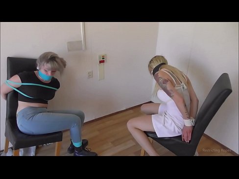 ❤️ Asılı / bağlanmış və ağzı bağlanmış / çətinlik içində olan qız ❤️❌ Evdə hazırlanan porno bizdə az.kanalmoscow.ru